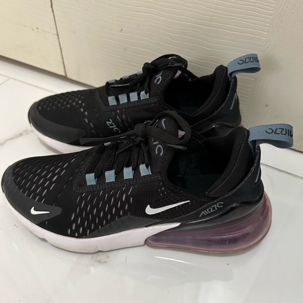 Nike Air Max 270